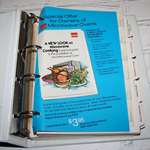 Vintage Microwave oven cookbook binder (ba) - Picture 5 of 6